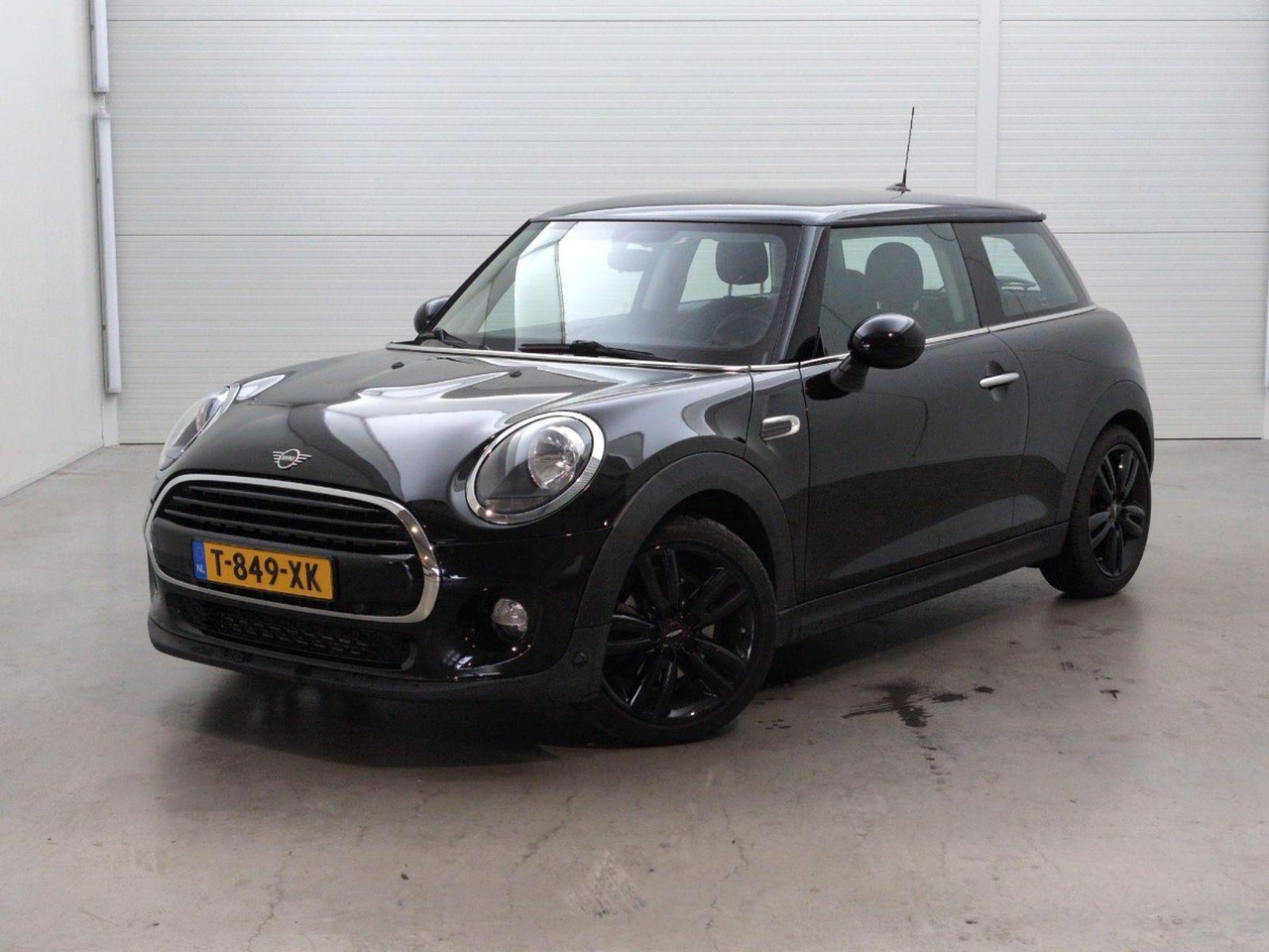 Mini Mini 1.5 One Salt | 2018 | 65.360 km | T849XK | NAP: Geen oordeel - Хечбек: слика 1 Mini Mini 1.5 One Salt | 2018 | 65.360 km | T849XK | NAP: Geen oordeel - Хечбек: слика 1