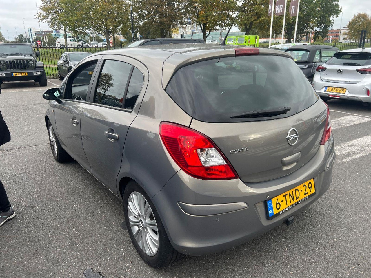 Opel Corsa 1.2 - 16V Cosmo | 2014 | 73.562 km | Automaat | 6TND29 | NAP: Logisch - Хечбек: слика 3 Opel Corsa 1.2 - 16V Cosmo | 2014 | 73.562 km | Automaat | 6TND29 | NAP: Logisch - Хечбек: слика 3