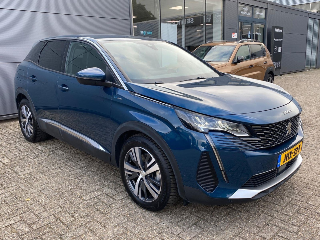Peugeot 3008 1.6 HYbrid 225 Blue Lease Allure | 2021 | 65.770 km | Automaat | JHX33F | NAP: Geen oordeel - SUV: слика 2 Peugeot 3008 1.6 HYbrid 225 Blue Lease Allure | 2021 | 65.770 km | Automaat | JHX33F | NAP: Geen oordeel - SUV: слика 2