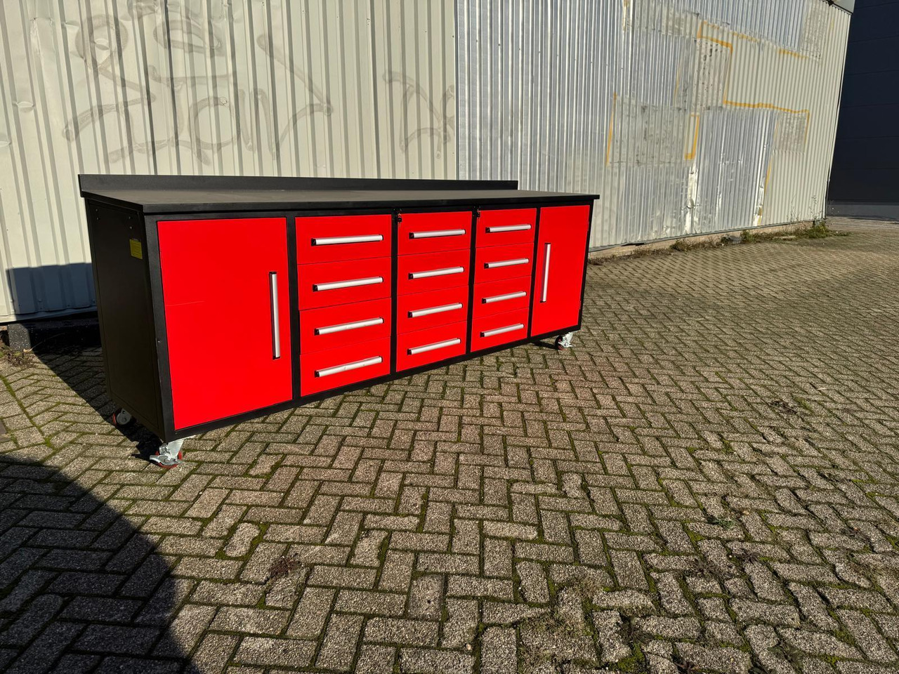 StahlWorks 10FT-12D-2-01C Gereedschapswand met 12 Lades en 2 Deuren (Nieuw) - Опрема за работилница: слика 5 StahlWorks 10FT-12D-2-01C Gereedschapswand met 12 Lades en 2 Deuren (Nieuw) - Опрема за работилница: слика 5