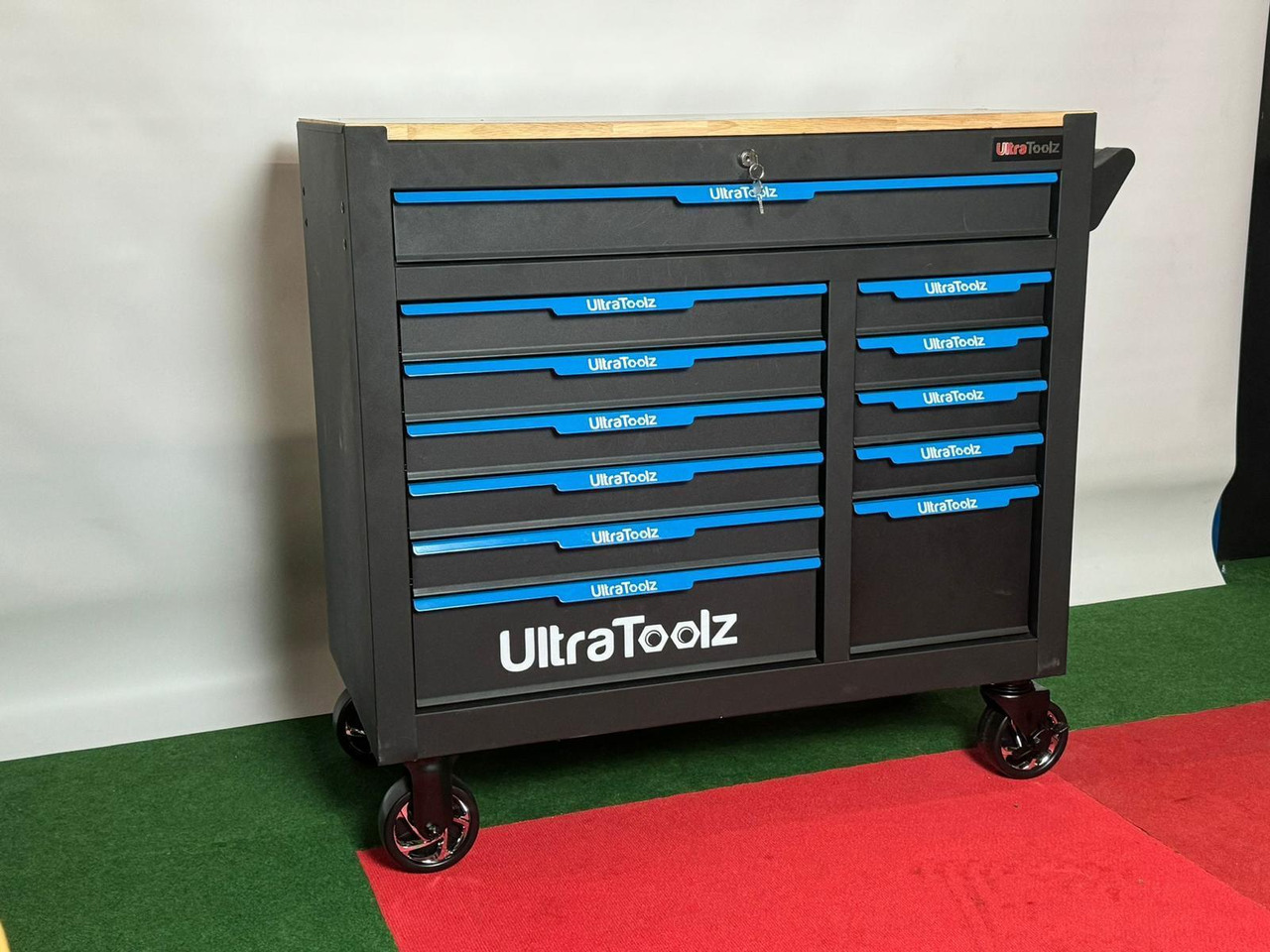 UltraToolz Jumbo gereedschapswagen - Опрема за работилница: слика 1 UltraToolz Jumbo gereedschapswagen - Опрема за работилница: слика 1