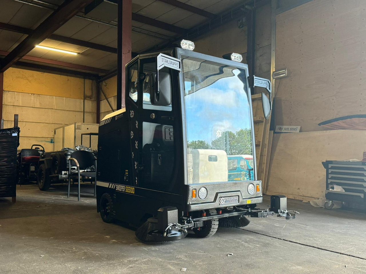 Veegmachine Stahlgruppe SGS100 - Опрема за работилница: слика 1 Veegmachine Stahlgruppe SGS100 - Опрема за работилница: слика 1