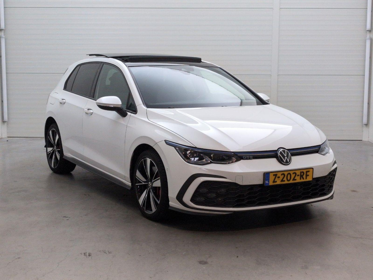 Volkswagen Golf 1.4 eHybrid GTE | 2022 | 76.195 km | Automaat | Z202RF | NAP: Geen oordeel - Хечбек: слика 2 Volkswagen Golf 1.4 eHybrid GTE | 2022 | 76.195 km | Automaat | Z202RF | NAP: Geen oordeel - Хечбек: слика 2