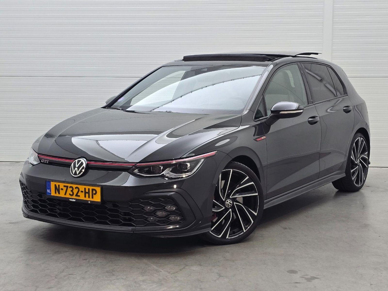 Volkswagen Golf 2.0 TSI GTI | 2021 | 107.564 km | Automaat | N732HP | NAP: Geen oordeel - Хечбек: слика 1 Volkswagen Golf 2.0 TSI GTI | 2021 | 107.564 km | Automaat | N732HP | NAP: Geen oordeel - Хечбек: слика 1