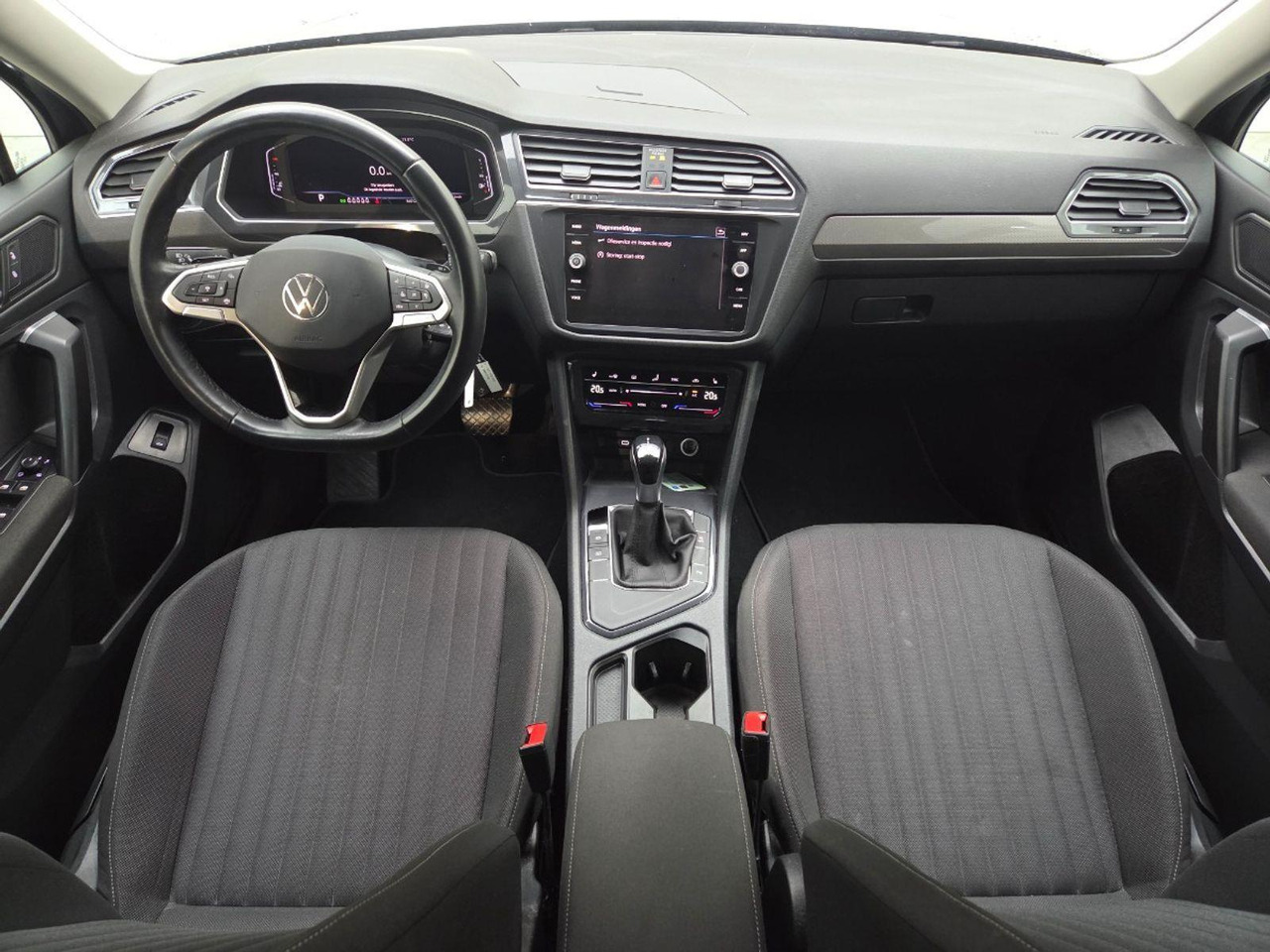 Volkswagen Tiguan Allspace 1.5 TSI R - Line 7p. | 2023 | 86.012 km | Automaat | X459RL | NAP: Geen oordeel - SUV: слика 5 Volkswagen Tiguan Allspace 1.5 TSI R - Line 7p. | 2023 | 86.012 km | Automaat | X459RL | NAP: Geen oordeel - SUV: слика 5