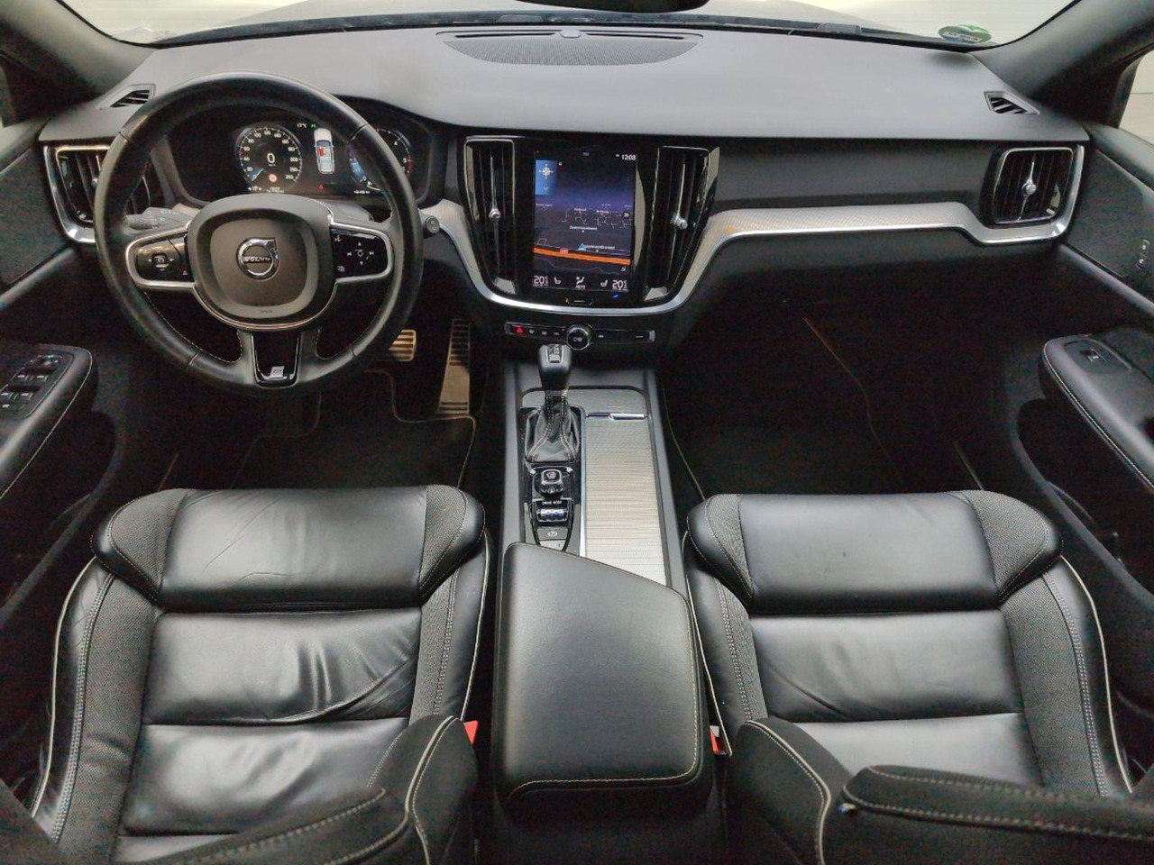Volvo V60 2.0 D4 Inscription | 2019 | 192.437 km | Automaat | N056PP | NAP: Geen oordeel - Автомобил: слика 5 Volvo V60 2.0 D4 Inscription | 2019 | 192.437 km | Automaat | N056PP | NAP: Geen oordeel - Автомобил: слика 5