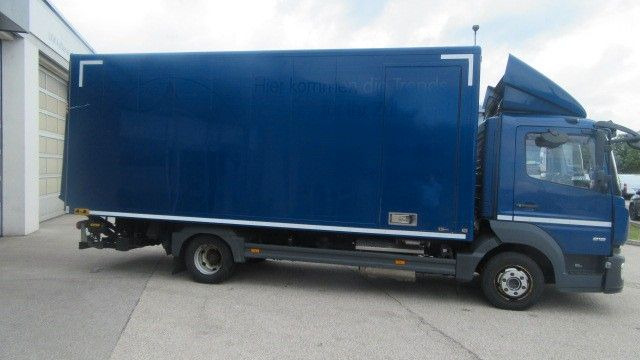 Mercedes-Benz 818L Koffer LBW, Seitentüre (GG 8,6 to.) - Комбе фургон: слика 4 Mercedes-Benz 818L Koffer LBW, Seitentüre (GG 8,6 to.) - Комбе фургон: слика 4