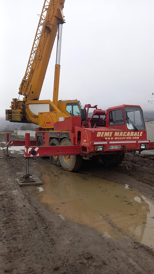 LIEBHERR LTM1050 - Мобилен кран: слика 2 LIEBHERR LTM1050 - Мобилен кран: слика 2