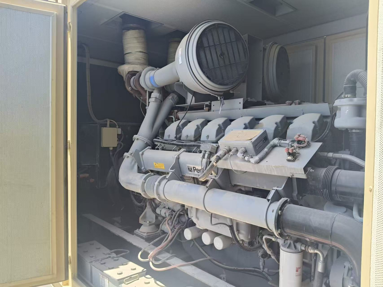 PERKINS 4012-46TWG3A - Генераторска поставка: слика 5 PERKINS 4012-46TWG3A - Генераторска поставка: слика 5