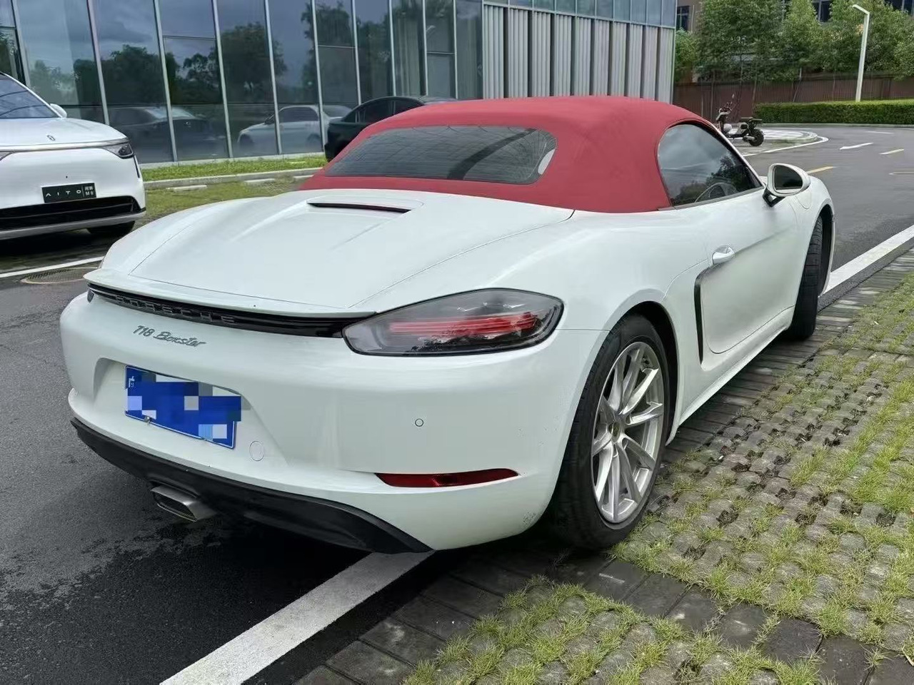 PORSCHE 718 BOXSTER - Кабриолет: слика 3 PORSCHE 718 BOXSTER - Кабриолет: слика 3