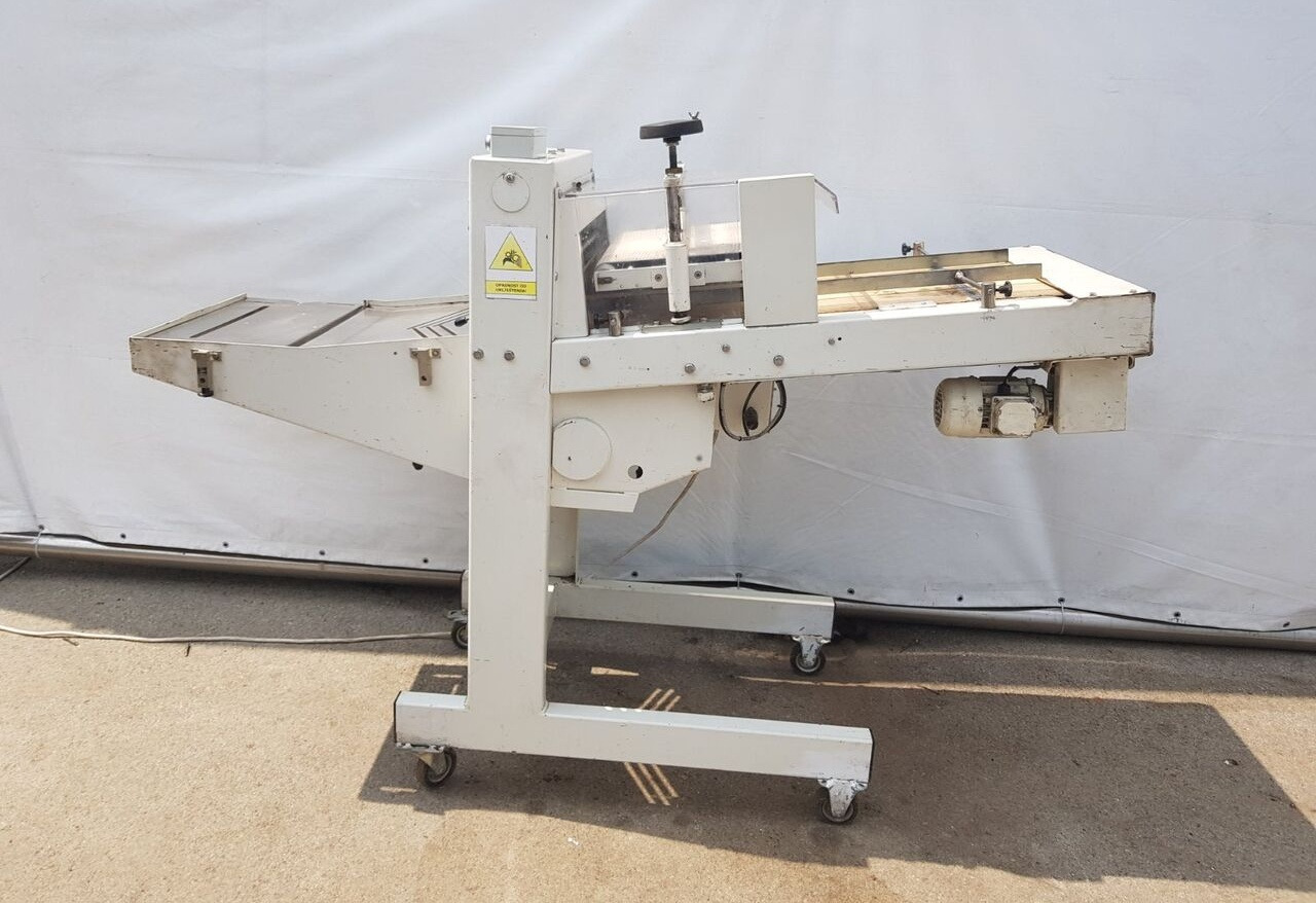 Daub Breadslicer 208/52 - Пекарска опрема: слика 1 Daub Breadslicer 208/52 - Пекарска опрема: слика 1