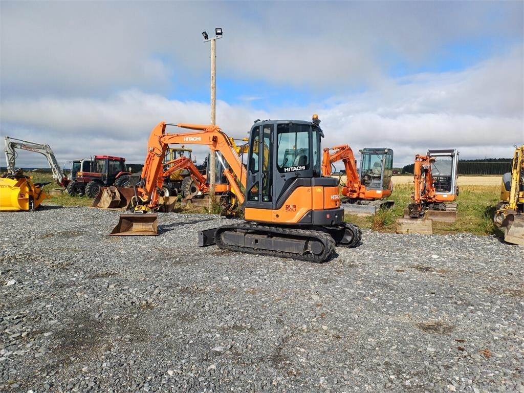 Hitachi ZX50u Engcon pyörittäjällä - Мини багер: слика 3 Hitachi ZX50u Engcon pyörittäjällä - Мини багер: слика 3