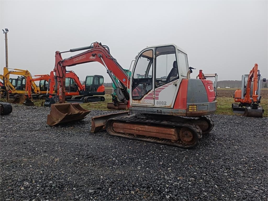 Neuson 8002 RD Kolmella kauhalla - Мини багер: слика 3 Neuson 8002 RD Kolmella kauhalla - Мини багер: слика 3