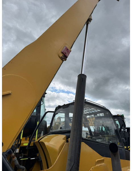 Caterpillar TH360 - Телескопски ракувач: слика 4 Caterpillar TH360 - Телескопски ракувач: слика 4