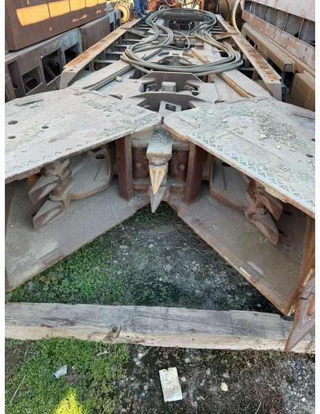Liebherr Stein HT Diaphragm Wall Grab - Фаќалка за Градежна машина: слика 5 Liebherr Stein HT Diaphragm Wall Grab - Фаќалка за Градежна машина: слика 5