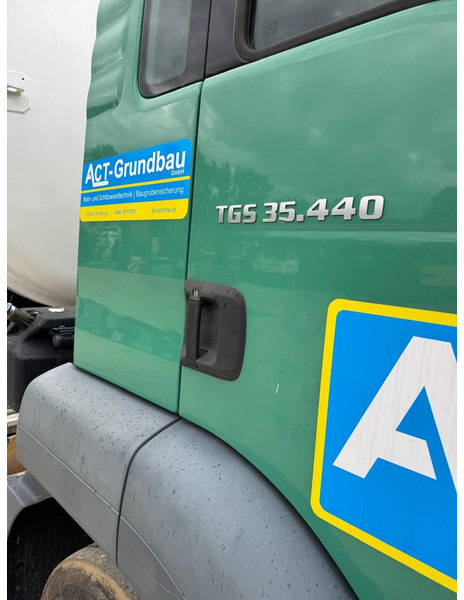 MAN TGS 32 - 440 - Камион за подигање контејнери: слика 2 MAN TGS 32 - 440 - Камион за подигање контејнери: слика 2