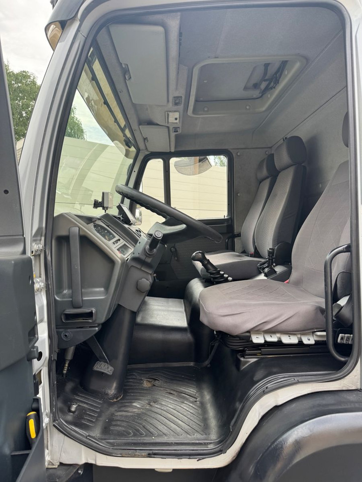 MAN 8. 163 /L2000/LBW-2T./2xAHK - Комбе со церада: слика 5 MAN 8. 163 /L2000/LBW-2T./2xAHK - Комбе со церада: слика 5