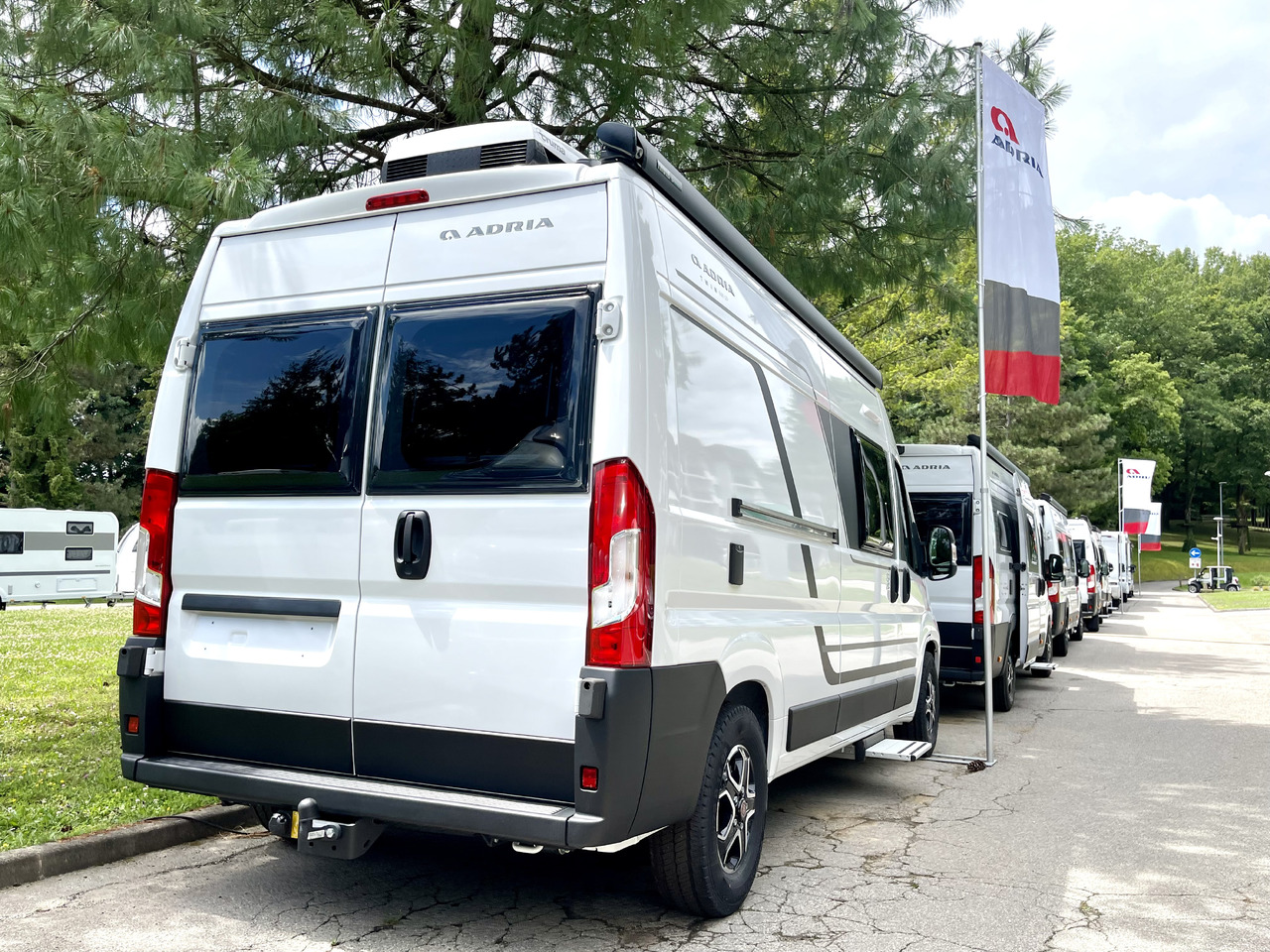 ADRIA Twin 640 SLB - Кампер комбе: слика 5 ADRIA Twin 640 SLB - Кампер комбе: слика 5