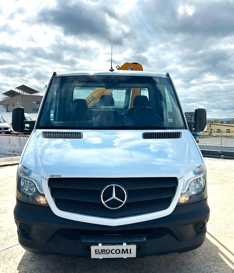 Mercedes Benz Sprinter 419 Cassone Fisso + Gru - Комбе со отворен сандак: слика 2 Mercedes Benz Sprinter 419 Cassone Fisso + Gru - Комбе со отворен сандак: слика 2