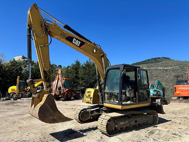 Caterpillar 311C - Багер: слика 1 Caterpillar 311C - Багер: слика 1