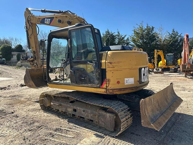 Caterpillar 311C - Багер: слика 4 Caterpillar 311C - Багер: слика 4