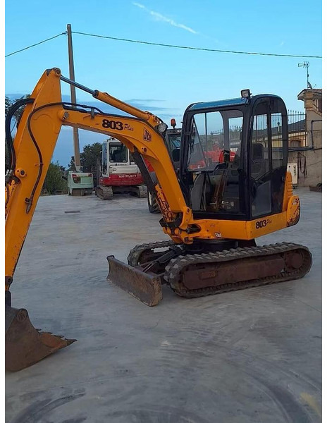 JCB 803PLUS - Мини багер: слика 2 JCB 803PLUS - Мини багер: слика 2