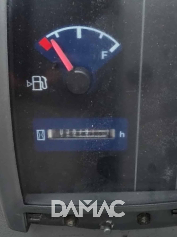 VOLVO ECR88 PLUS - Мини багер: слика 3 VOLVO ECR88 PLUS - Мини багер: слика 3