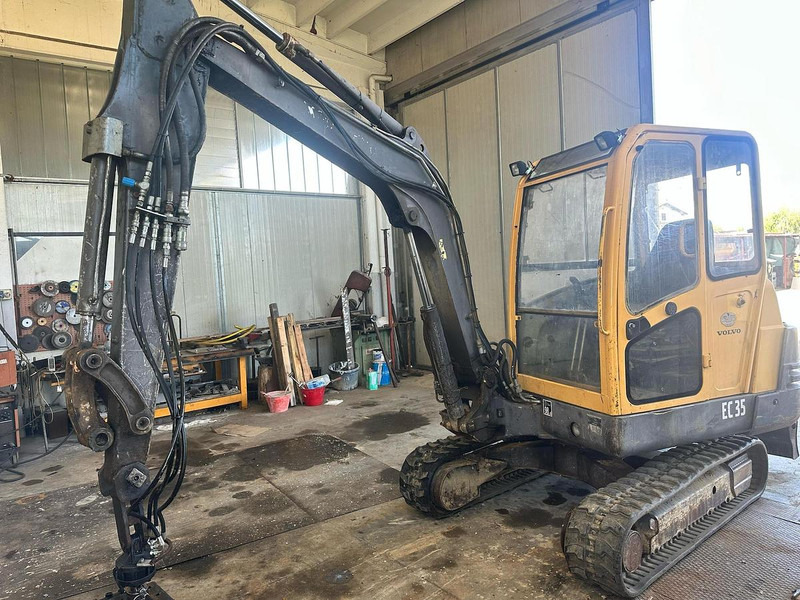 Volvo EC35 - Мини багер: слика 1 Volvo EC35 - Мини багер: слика 1