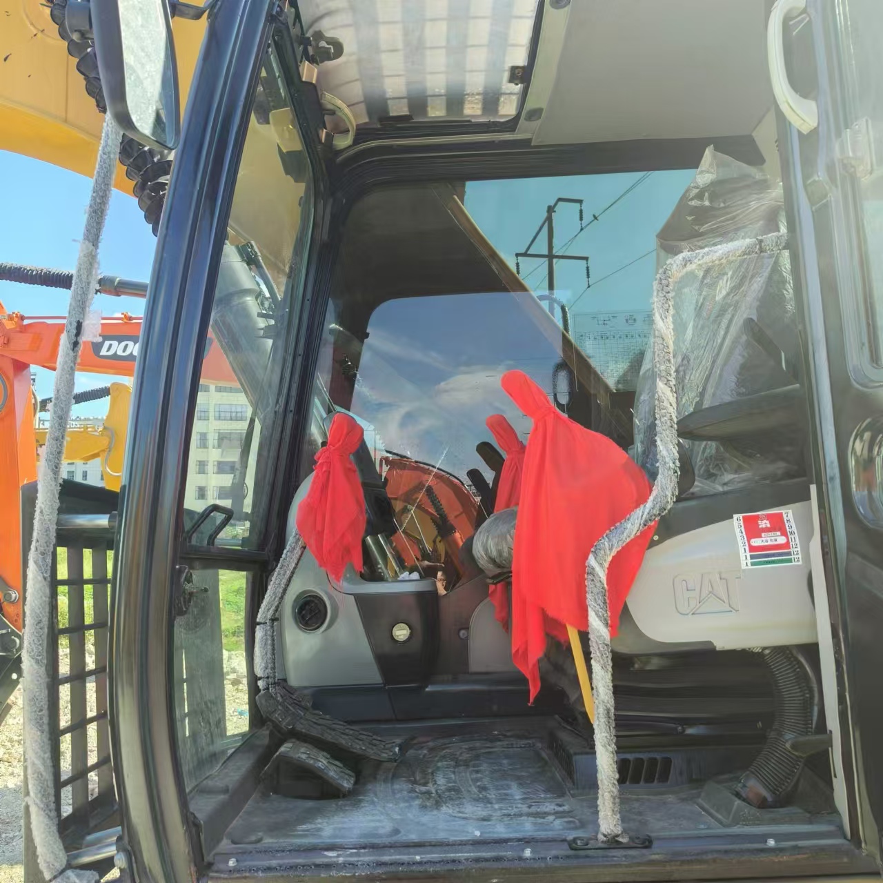 Багер гасеничар CATERPILLAR 324D: слика 16 Багер гасеничар CATERPILLAR 324D: слика 16