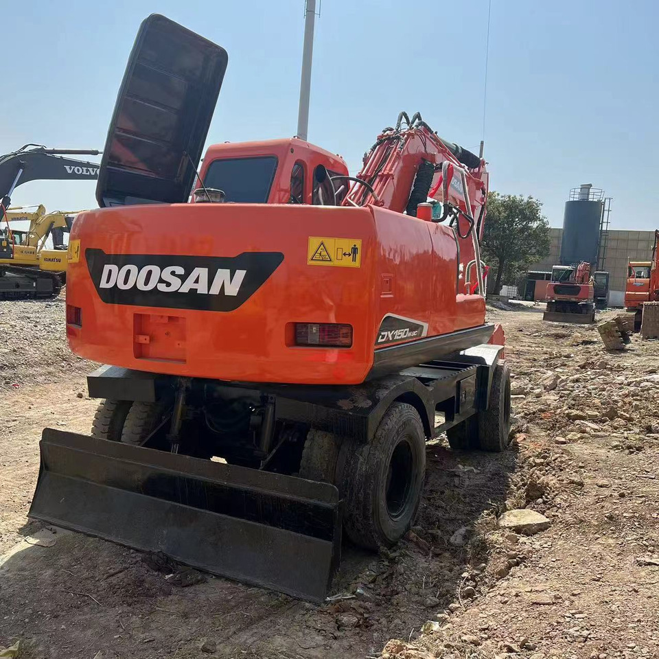 DOOSAN DH150W-7 - Багер на тркала: слика 3 DOOSAN DH150W-7 - Багер на тркала: слика 3