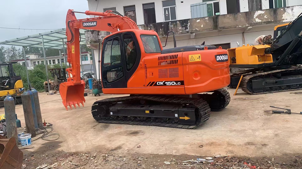 DOOSAN DX150 - Багер гасеничар: слика 1 DOOSAN DX150 - Багер гасеничар: слика 1