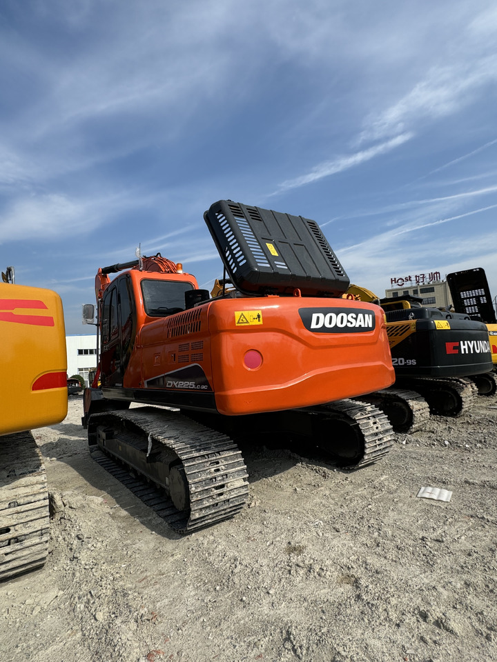 DOOSAN DX225 - Багер гасеничар: слика 4 DOOSAN DX225 - Багер гасеничар: слика 4