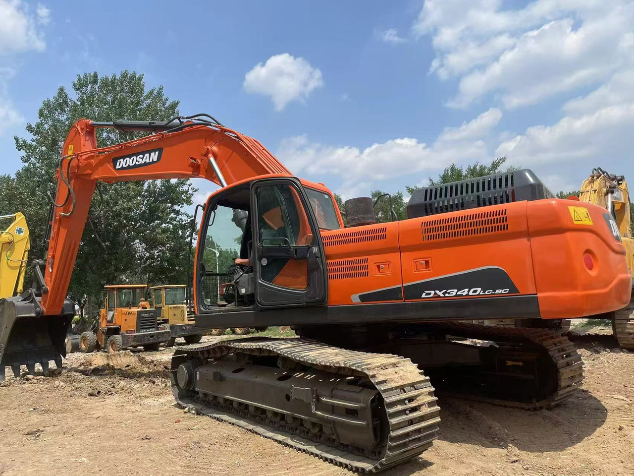 Багер гасеничар DOOSAN DX340LC-9C: слика 11
