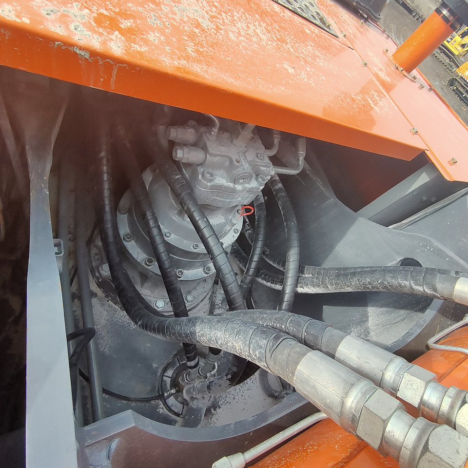 HITACHI ZX350 - Багер гасеничар: слика 5 HITACHI ZX350 - Багер гасеничар: слика 5