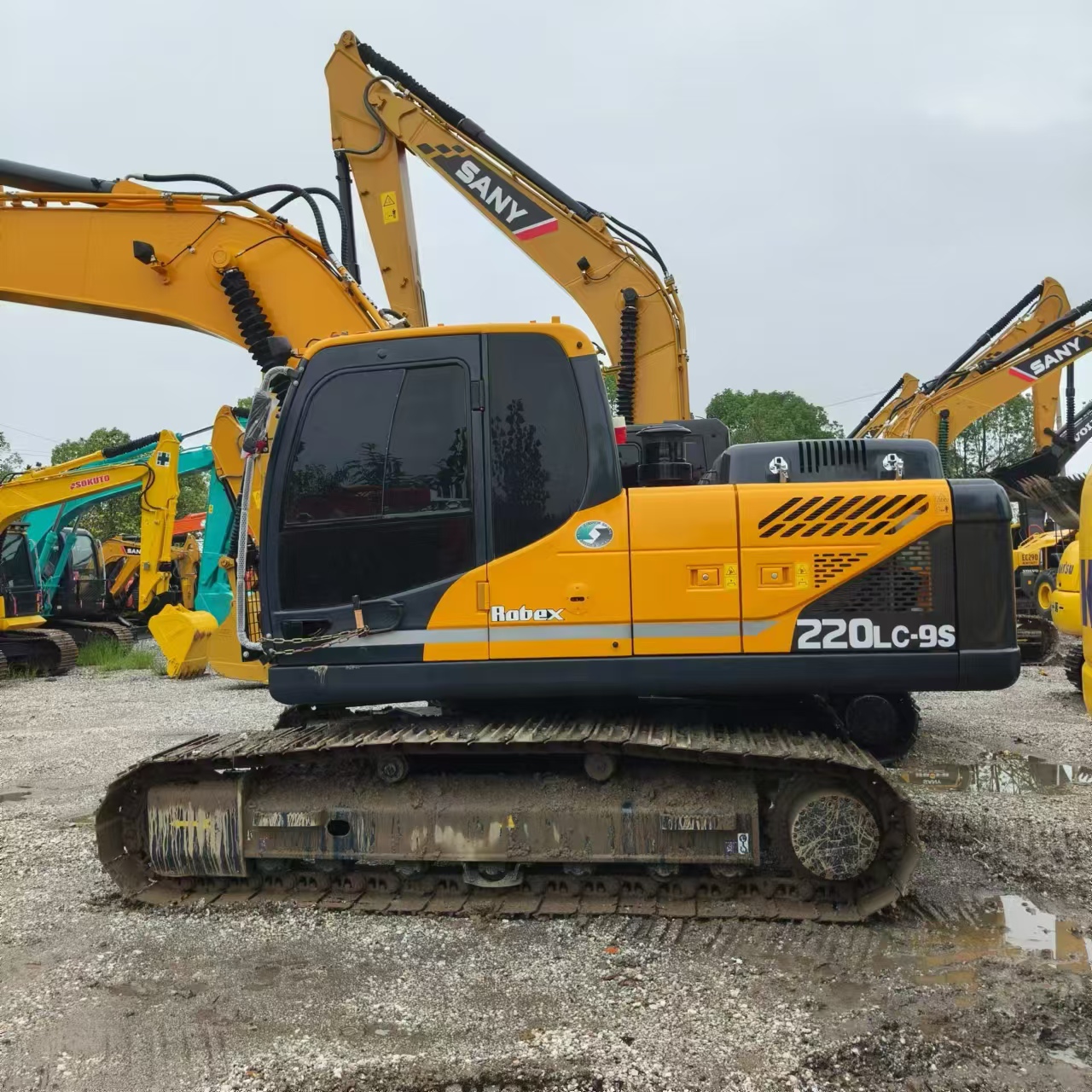 HYUNDAI R220LC-9S - Багер гасеничар: слика 1 HYUNDAI R220LC-9S - Багер гасеничар: слика 1