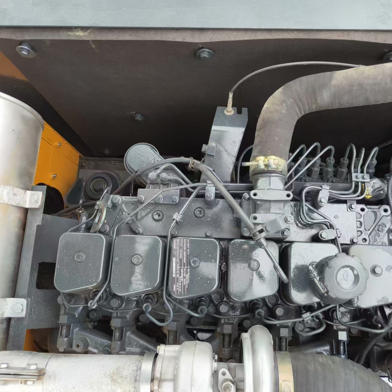 HYUNDAI R220LC-9S - Багер гасеничар: слика 5 HYUNDAI R220LC-9S - Багер гасеничар: слика 5