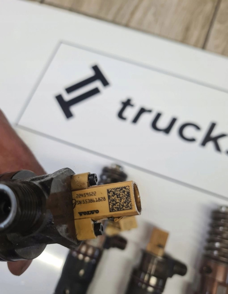 DELPHI POMPOWTRYSKIWACZE WTRYSKI COMMON RAIL VOLVO FH 4 FM 4 RENAULT GAMA DTI 13 - Инјектор за Камион: слика 4 DELPHI POMPOWTRYSKIWACZE WTRYSKI COMMON RAIL VOLVO FH 4 FM 4 RENAULT GAMA DTI 13 - Инјектор за Камион: слика 4