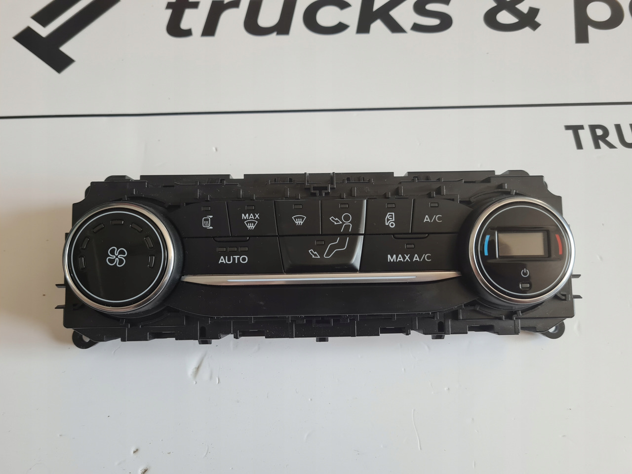 FORD PANEL OGRZEWANIA KLIMATYZACJI FORD F-MAX 500 TRUCKS EURO 6 - Контролна табла за Камион: слика 2 FORD PANEL OGRZEWANIA KLIMATYZACJI FORD F-MAX 500 TRUCKS EURO 6 - Контролна табла за Камион: слика 2