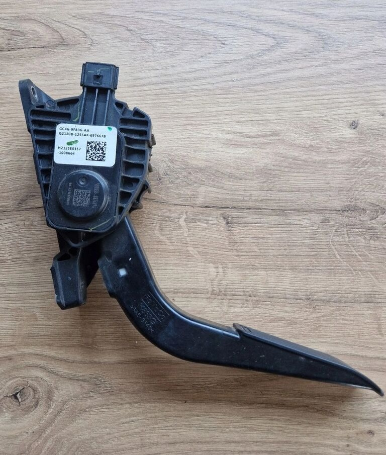 FORD PEDAŁ GAZU POTENCJOMETR FORD F-MAX CARGO EURO 6 - Педала за Камион: слика 1 FORD PEDAŁ GAZU POTENCJOMETR FORD F-MAX CARGO EURO 6 - Педала за Камион: слика 1