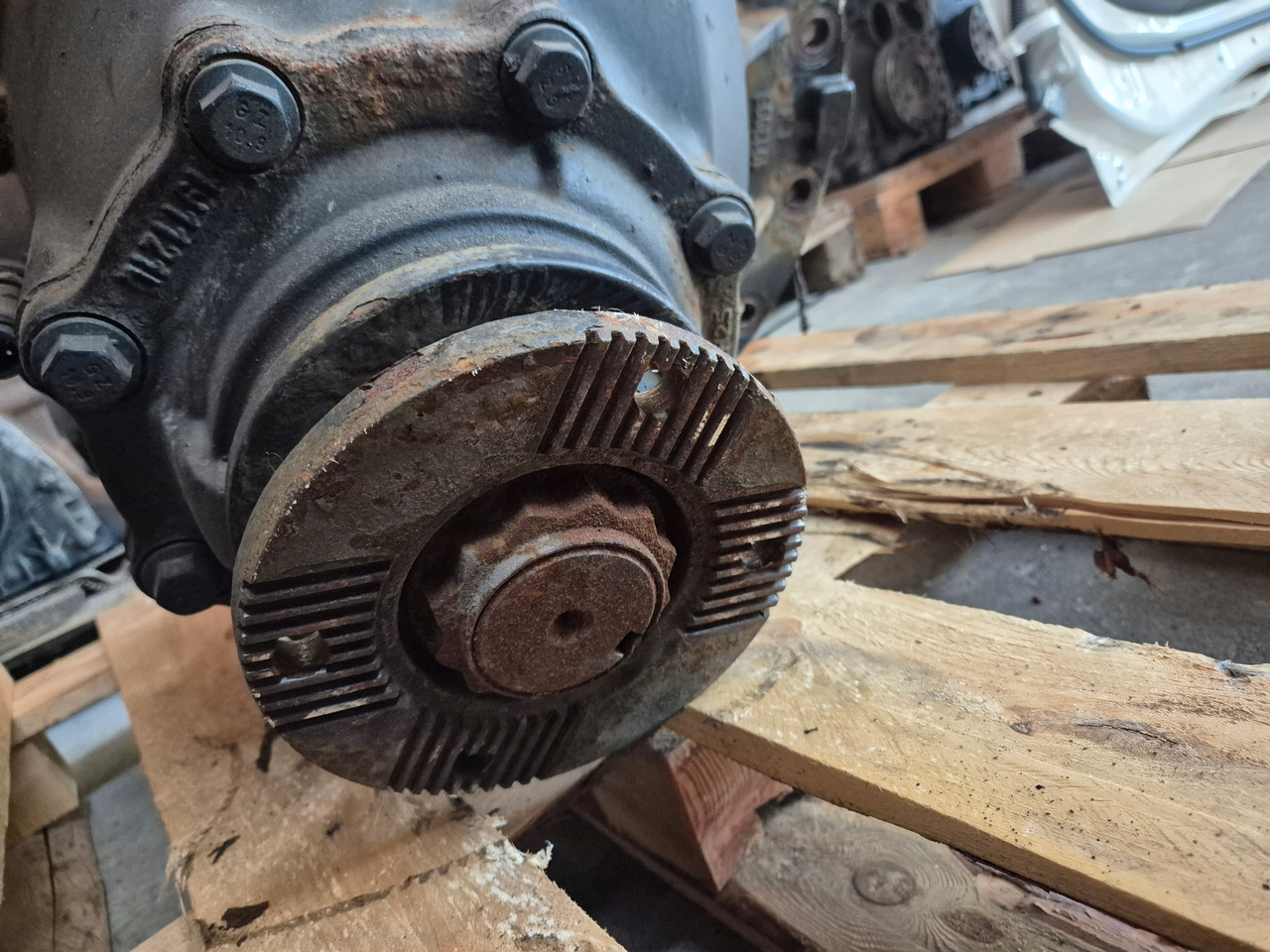 FORD WKŁAD MOSTU DYFER GŁÓWKA FORD F-MAX 500 CARGO FSS470F R2.313 HC 46-4200-AAD - Диференцијален запчаник на брзина за Камион: слика 2 FORD WKŁAD MOSTU DYFER GŁÓWKA FORD F-MAX 500 CARGO FSS470F R2.313 HC 46-4200-AAD - Диференцијален запчаник на брзина за Камион: слика 2