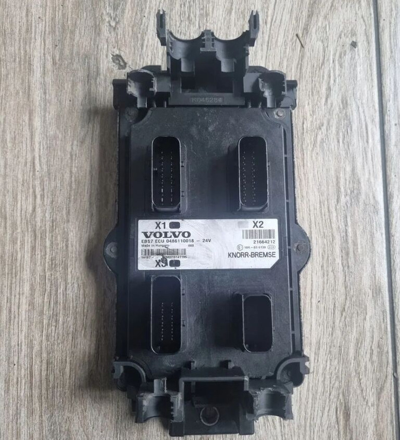 KNORR-BREMSE STEROWNIK MODUŁ EBS 7 ECU VOLVO FH 4 FM 4 21664212 - Електричен систем за Камион: слика 1 KNORR-BREMSE STEROWNIK MODUŁ EBS 7 ECU VOLVO FH 4 FM 4 21664212 - Електричен систем за Камион: слика 1
