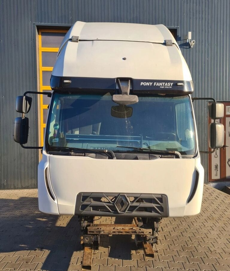 RENAULT KABINA KOMPLETNA RENAULT GAMA D D12 EURO 6 - Кабина за Камион: слика 2 RENAULT KABINA KOMPLETNA RENAULT GAMA D D12 EURO 6 - Кабина за Камион: слика 2