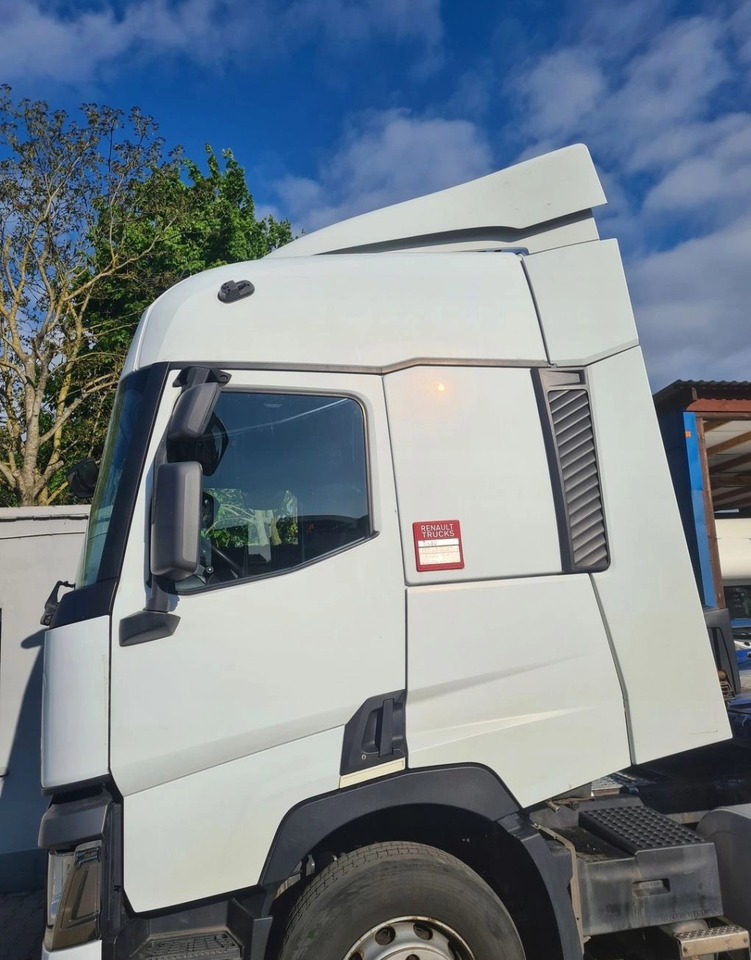 RENAULT KABINA KOMPLETNA RENAULT GAMA T RANGE EURO 6 - Кабина за Камион: слика 2 RENAULT KABINA KOMPLETNA RENAULT GAMA T RANGE EURO 6 - Кабина за Камион: слика 2