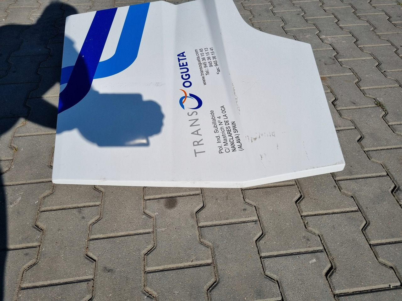 RENAULT KLAPA SCHOWKA DRZWICZKI PRAWE RENAULT GAMA RANGE T - Каросерија и екстериер за Камион: слика 4 RENAULT KLAPA SCHOWKA DRZWICZKI PRAWE RENAULT GAMA RANGE T - Каросерија и екстериер за Камион: слика 4