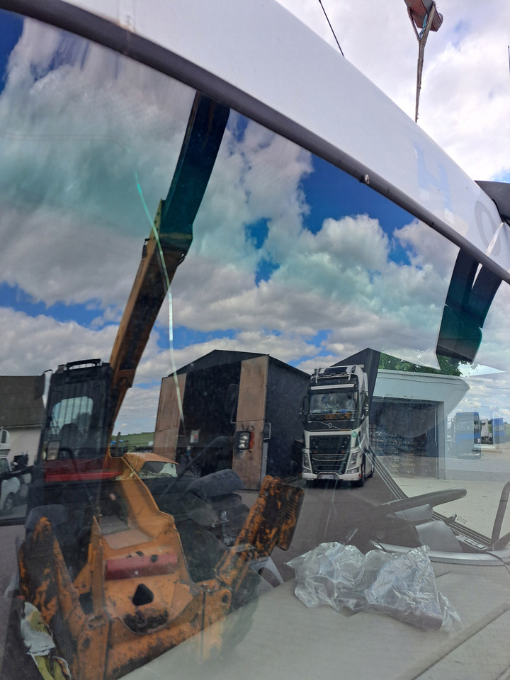 RENAULT KOMPLETNA KABINA NISKA RENAULT PREMIUM LANDER KERAX DXI - Кабина за Камион: слика 3 RENAULT KOMPLETNA KABINA NISKA RENAULT PREMIUM LANDER KERAX DXI - Кабина за Камион: слика 3