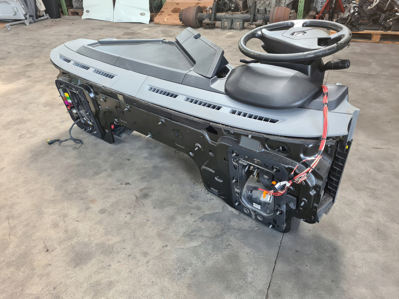 RENAULT KONSOLA KOMPLETNA KOKPIT DESKA ROZDZIELCZA PRZEKŁADKA ANGLIKA RENAULT GAMA T RANGE - Контролна табла за Камион: слика 3 RENAULT KONSOLA KOMPLETNA KOKPIT DESKA ROZDZIELCZA PRZEKŁADKA ANGLIKA RENAULT GAMA T RANGE - Контролна табла за Камион: слика 3