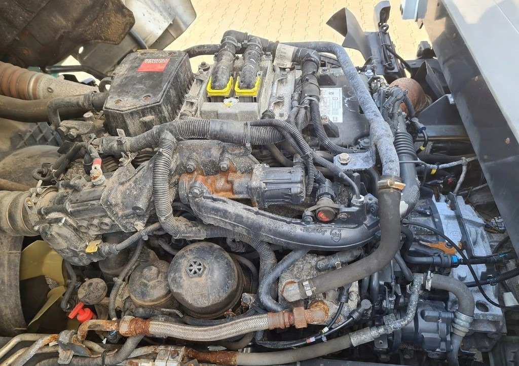 RENAULT SILNIK KOMPLETNY RENAULT GAMA D DTI 5 EUVI VOLVO FL D5K EURO 6 2020 - Мотор: слика 4 RENAULT SILNIK KOMPLETNY RENAULT GAMA D DTI 5 EUVI VOLVO FL D5K EURO 6 2020 - Мотор: слика 4