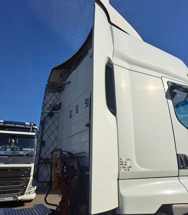 RENAULT SPOILERY OWIEWKI KOMPLET RENAULT PREMIUM DXI RÓŻNE KOLORY - Аеродинамика/ Спојлер за Камион: слика 3 RENAULT SPOILERY OWIEWKI KOMPLET RENAULT PREMIUM DXI RÓŻNE KOLORY - Аеродинамика/ Спојлер за Камион: слика 3