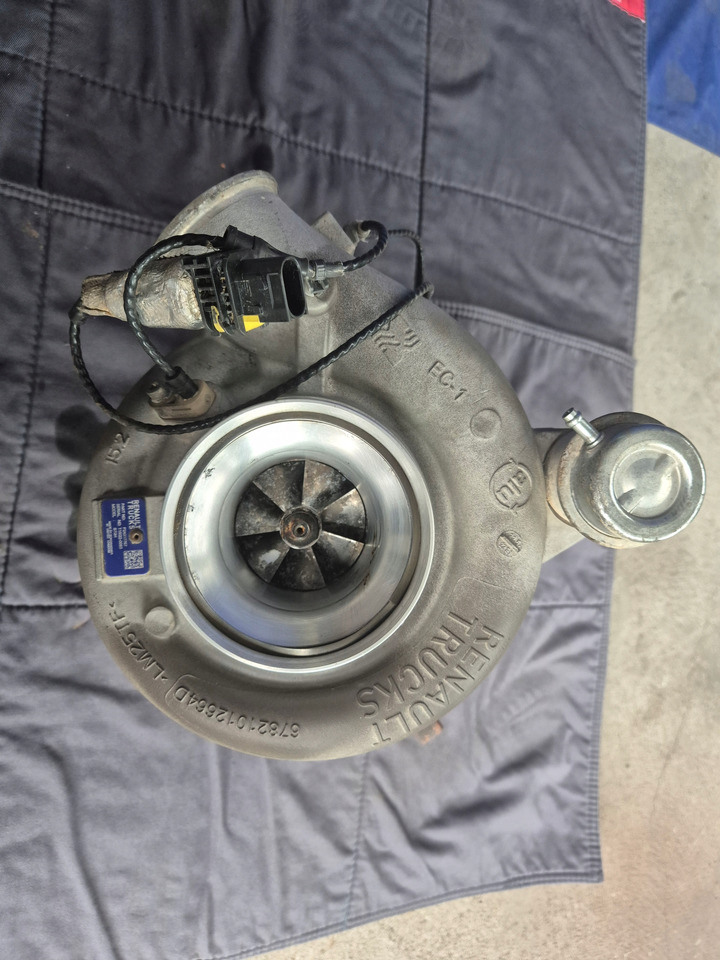 RENAULT TURBINA TURBOSPRĘŻARKA TURBO I-SAVE VOLVO FH 5 Renault T-Serie Evo DTI 13 - Турбо за Камион: слика 2 RENAULT TURBINA TURBOSPRĘŻARKA TURBO I-SAVE VOLVO FH 5 Renault T-Serie Evo DTI 13 - Турбо за Камион: слика 2