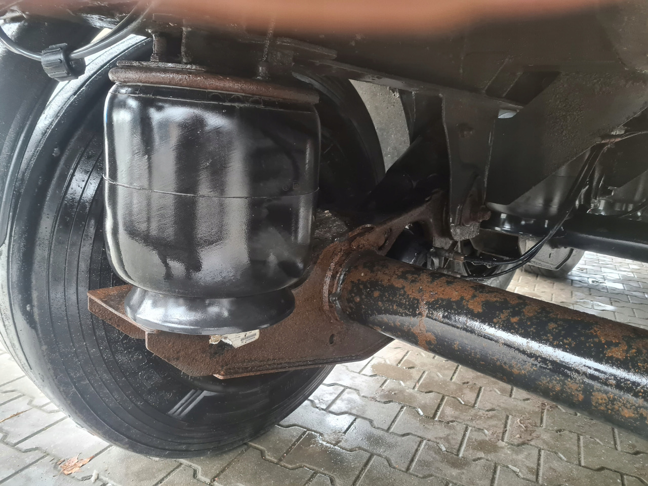 SAF OŚ NACZEPA WYWROTKA CYSTERNA TARCZE INTRAX KOMPLETNA SAF B9-22S SBS2243-10 - Задна оска за Приколка: слика 4 SAF OŚ NACZEPA WYWROTKA CYSTERNA TARCZE INTRAX KOMPLETNA SAF B9-22S SBS2243-10 - Задна оска за Приколка: слика 4